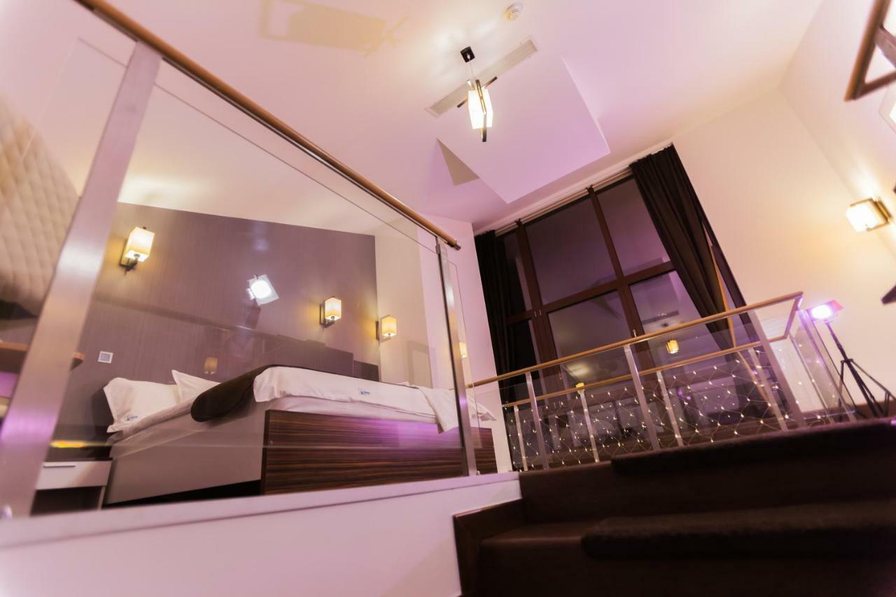 Mons Apart Brasov - Silver Mountain Пояна-Брашов Экстерьер фото