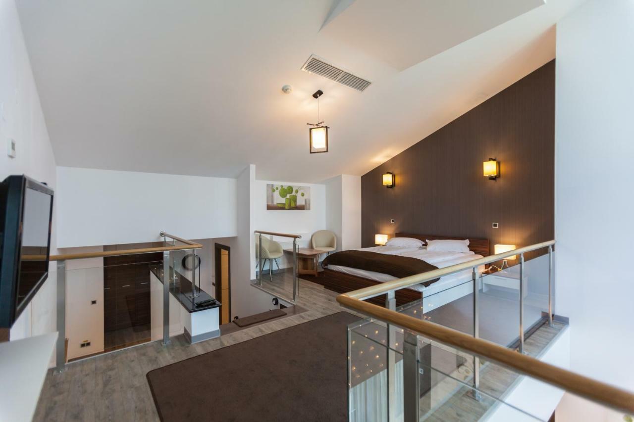 Mons Apart Brasov - Silver Mountain Пояна-Брашов Экстерьер фото